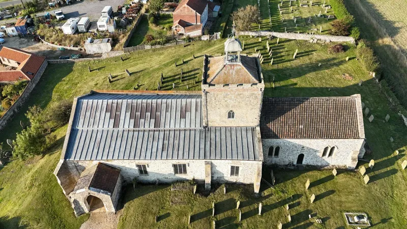 The Village That Chose Death to Save Strangers: What Eyam's 1665 Sacrifice Reveals About Human Nature